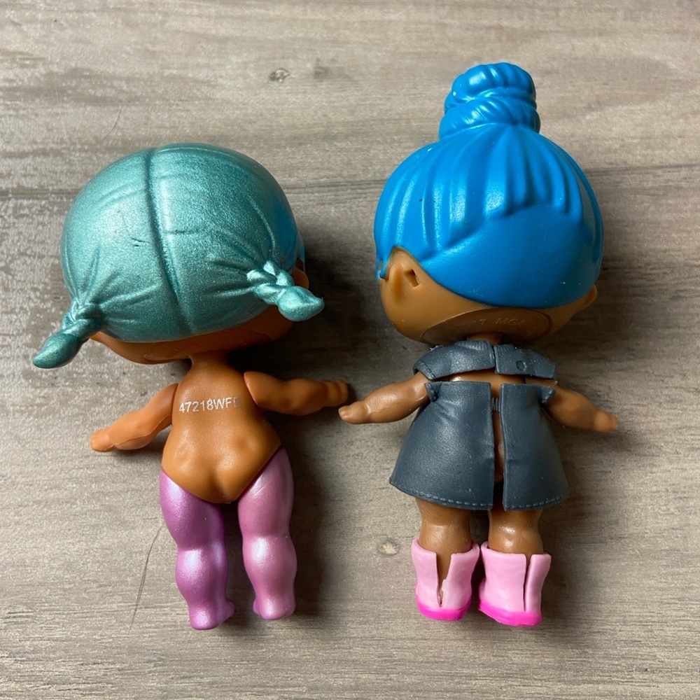 L.O.L. Surprise! Dolls- SLEEPY‎ BONES BABE BABY, and GLAM GLITTER BRR BRRR BABY. - Picture 3 of 6